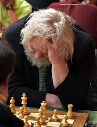 آرتور یوسوپف نویسنده دیدگاه های نو در شطرنج 2 شطرنج خود را بسازید