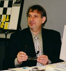 Jeremy Silman نویسنده کتاب Play winning chess