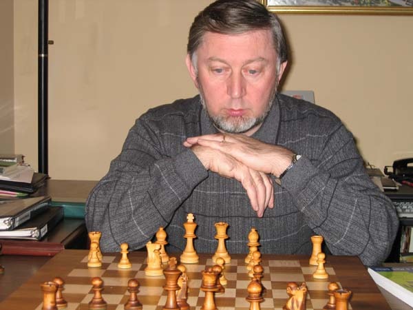 سام پالاتنیک نویسنده آموزش و تمرین تاکتیک های شطرنج